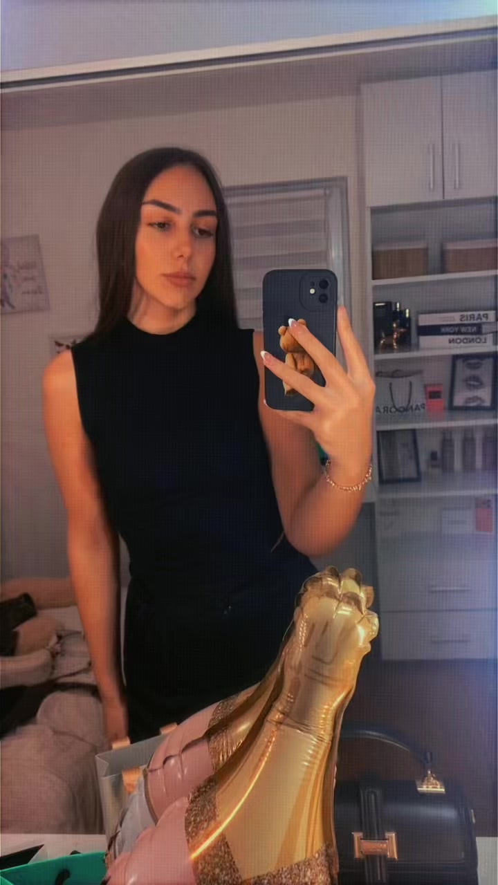 @𝓔𝓵𝓮𝓷𝓪💙