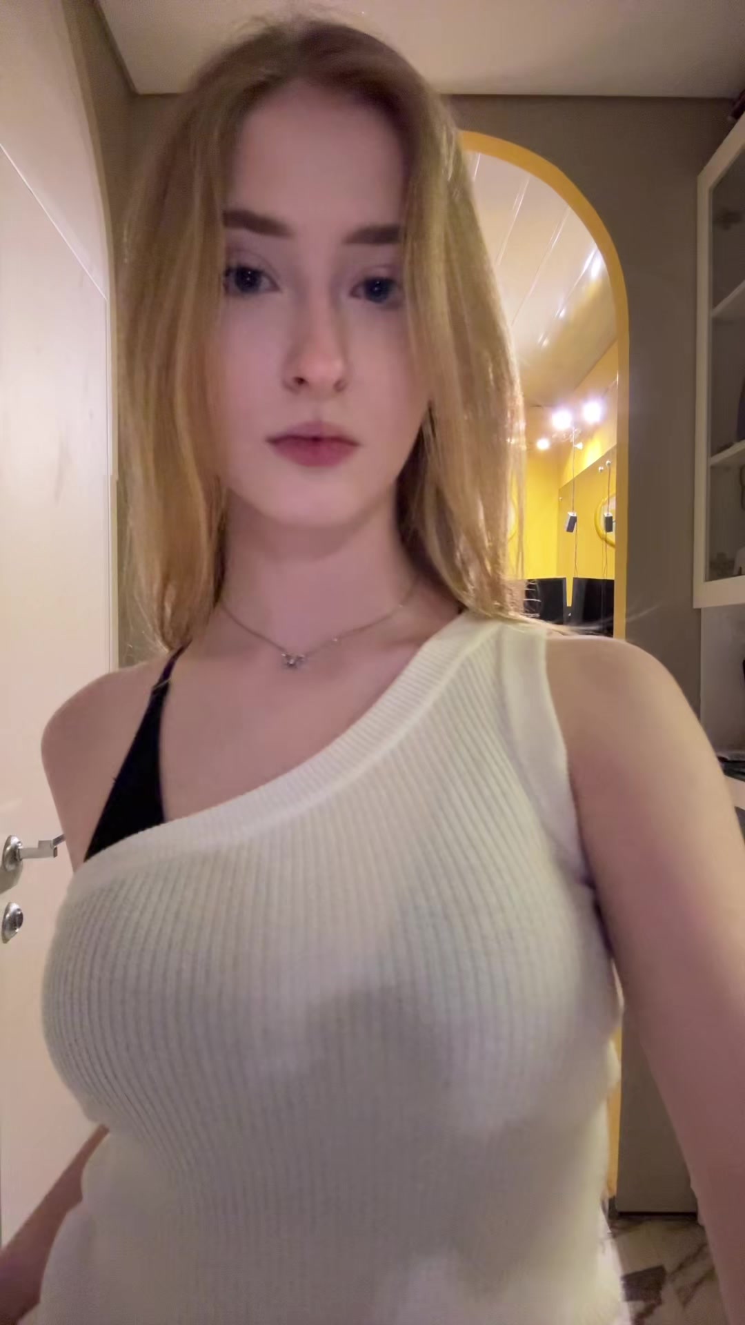 @Саша24