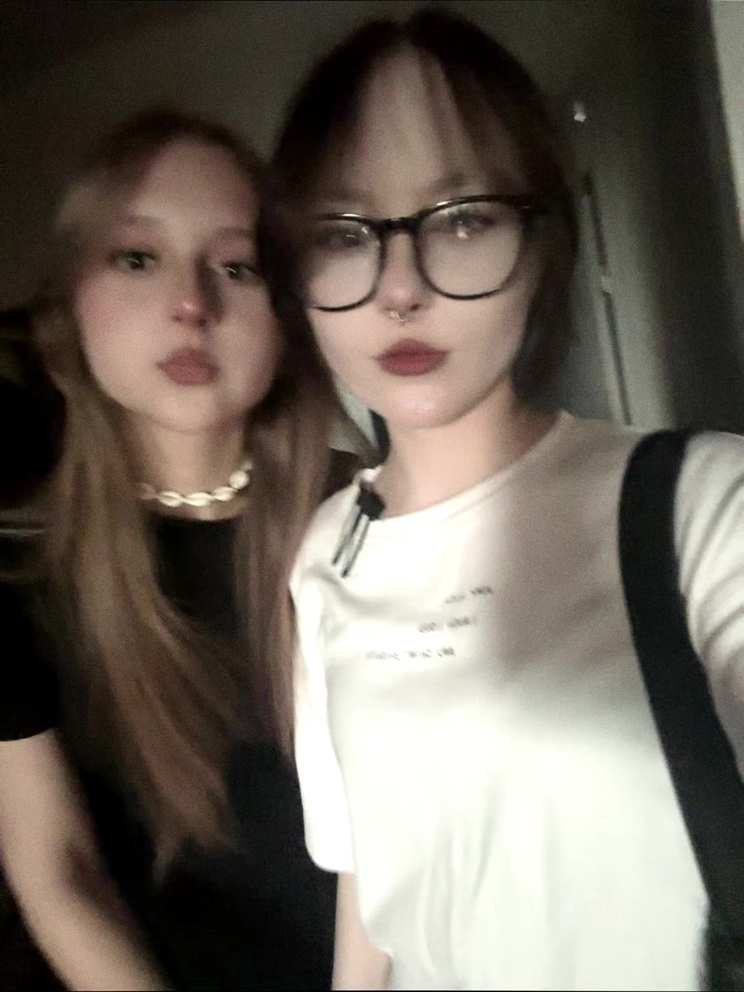 @арина лебедка