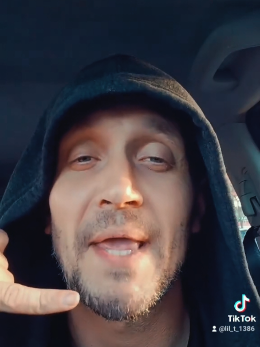 @T