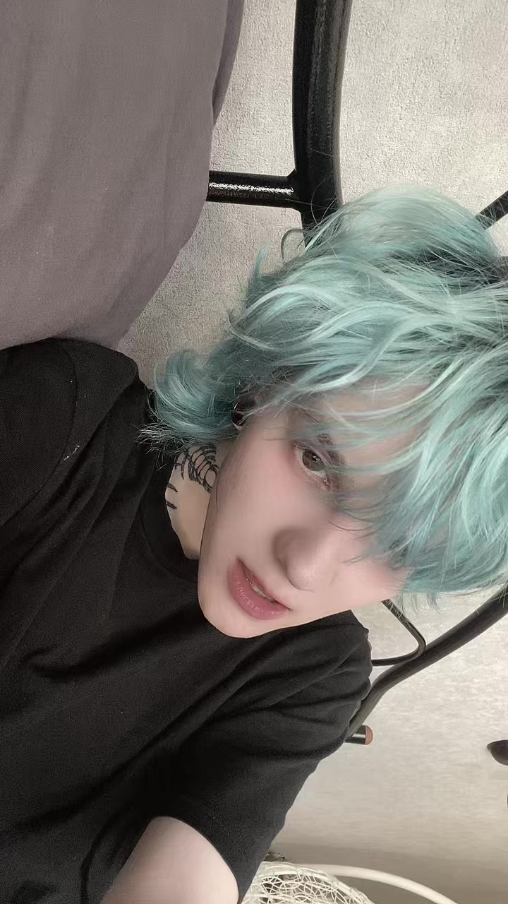 @𝘪𝘴𝘢𝘬𝘰𝘷𝘴𝘬𝘺???