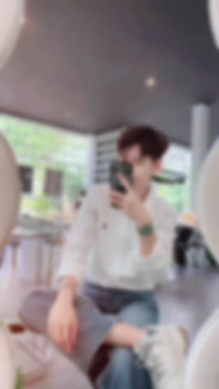 @Phuang Noii ♡︎シ︎