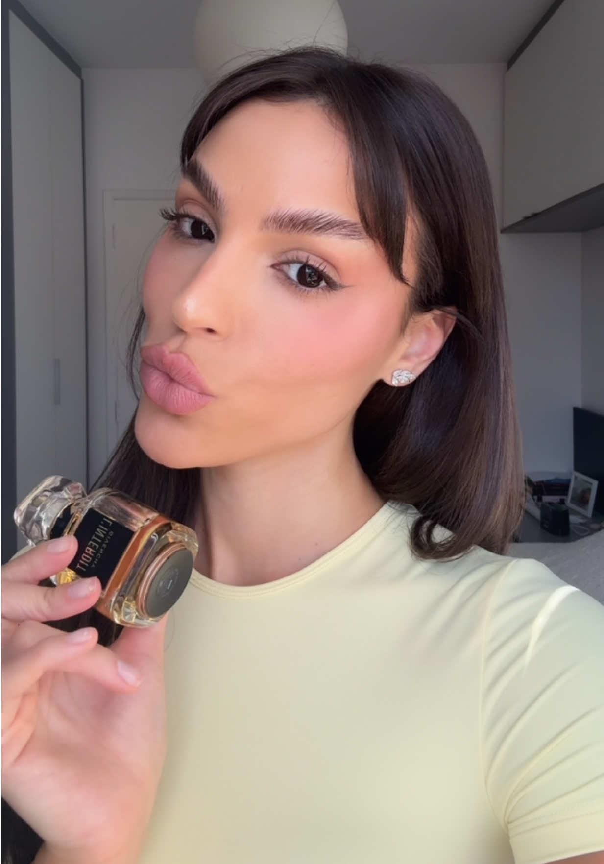 @Anna Estrella