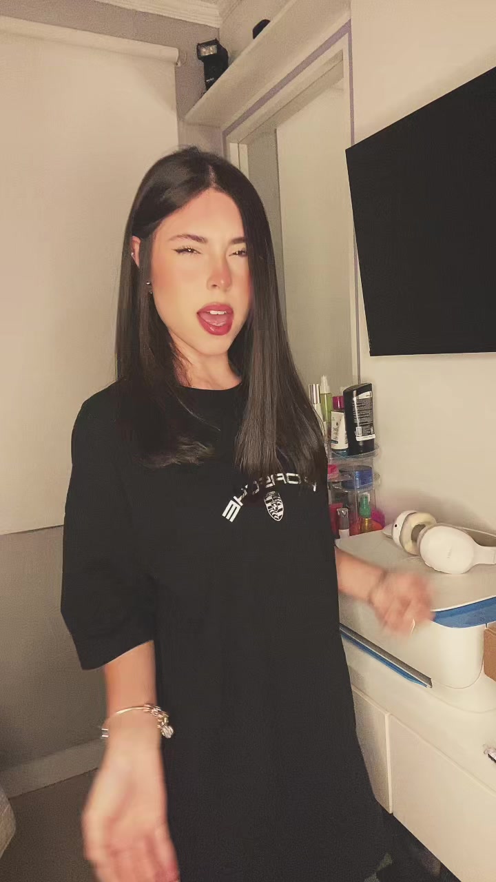 @gigi costa ;)