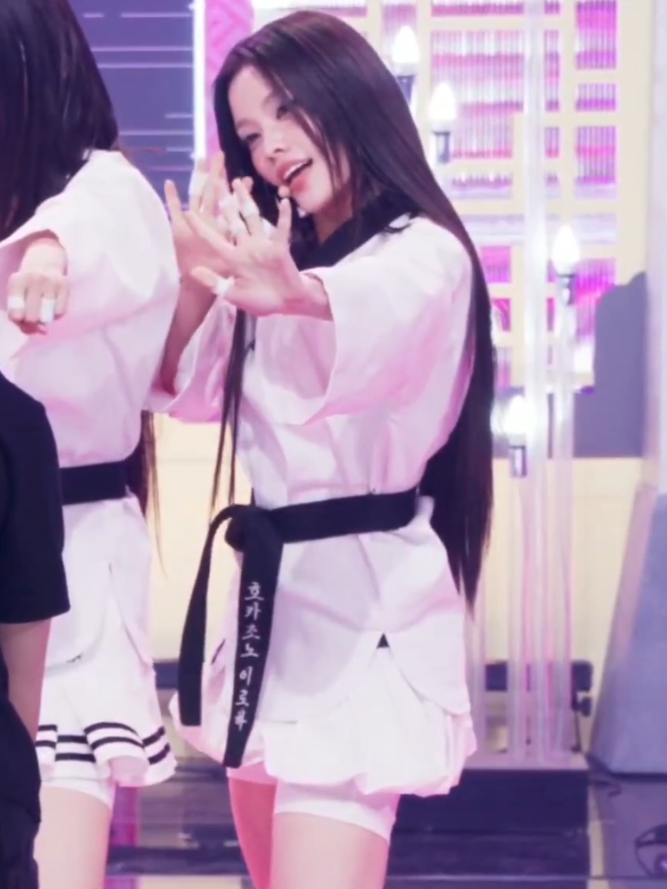 @kari 🕸️ | fancams!