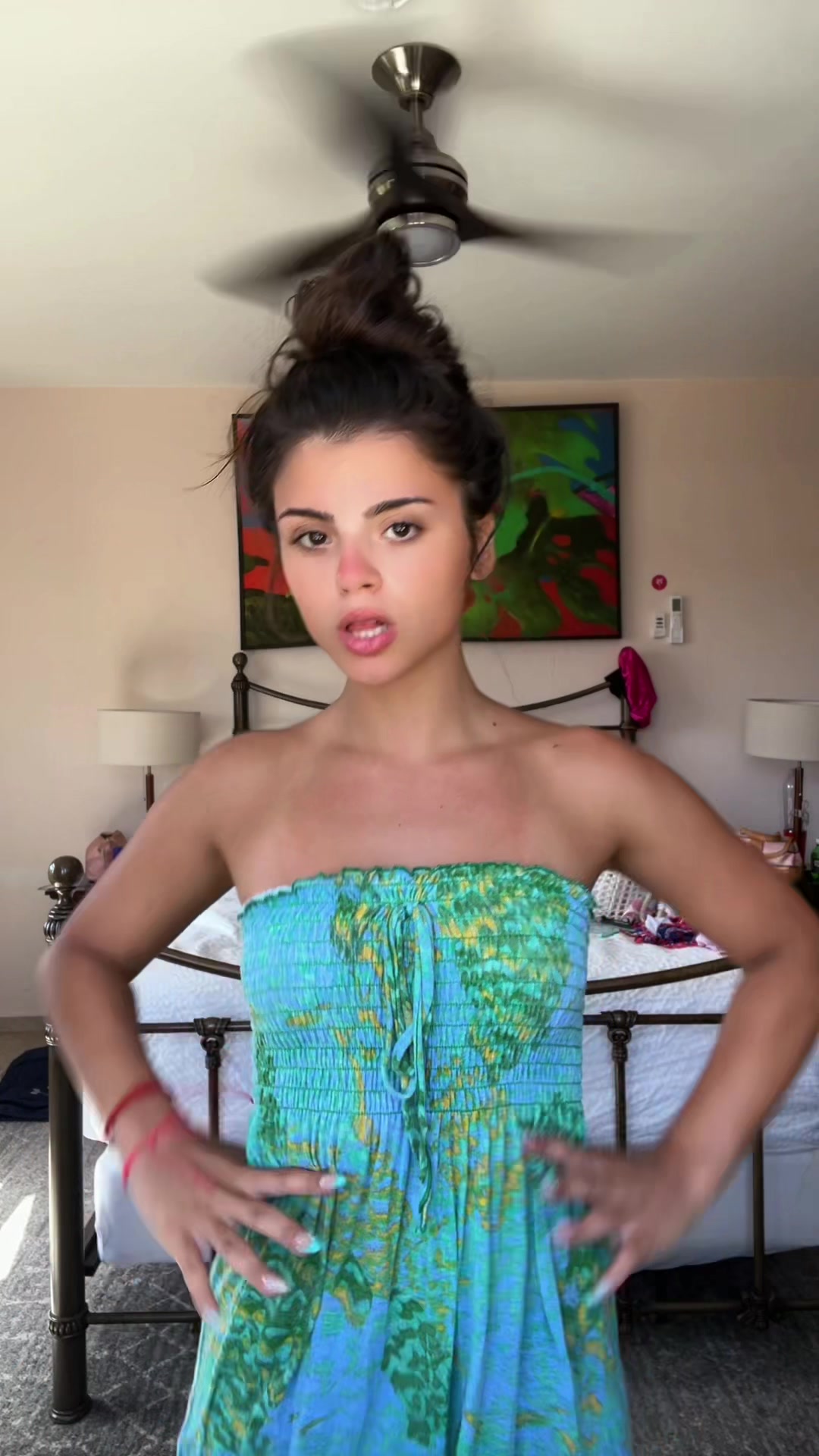@fashionista
