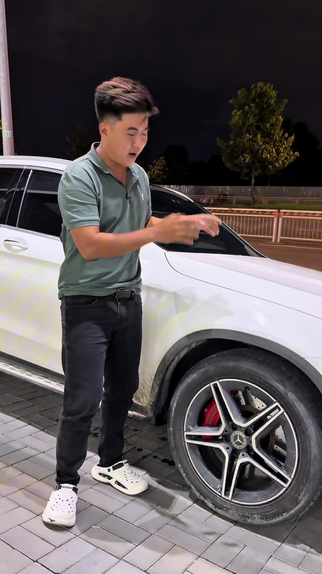 @T&Acirc;N XE LƯỚT