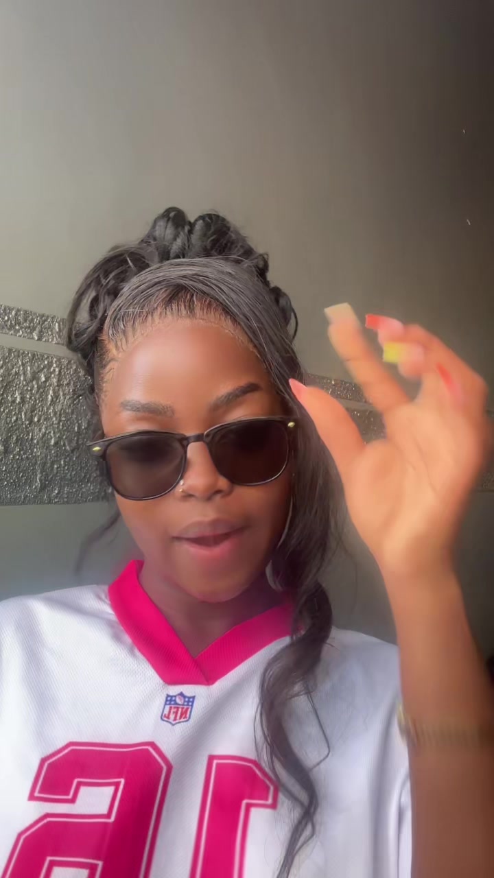 @Pretty Nicole Official🎼💫🎶🦋
