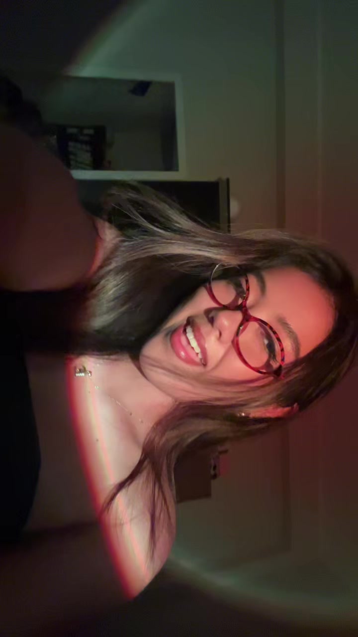 @Emi