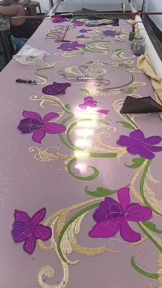 @Hand Embodries traning center
