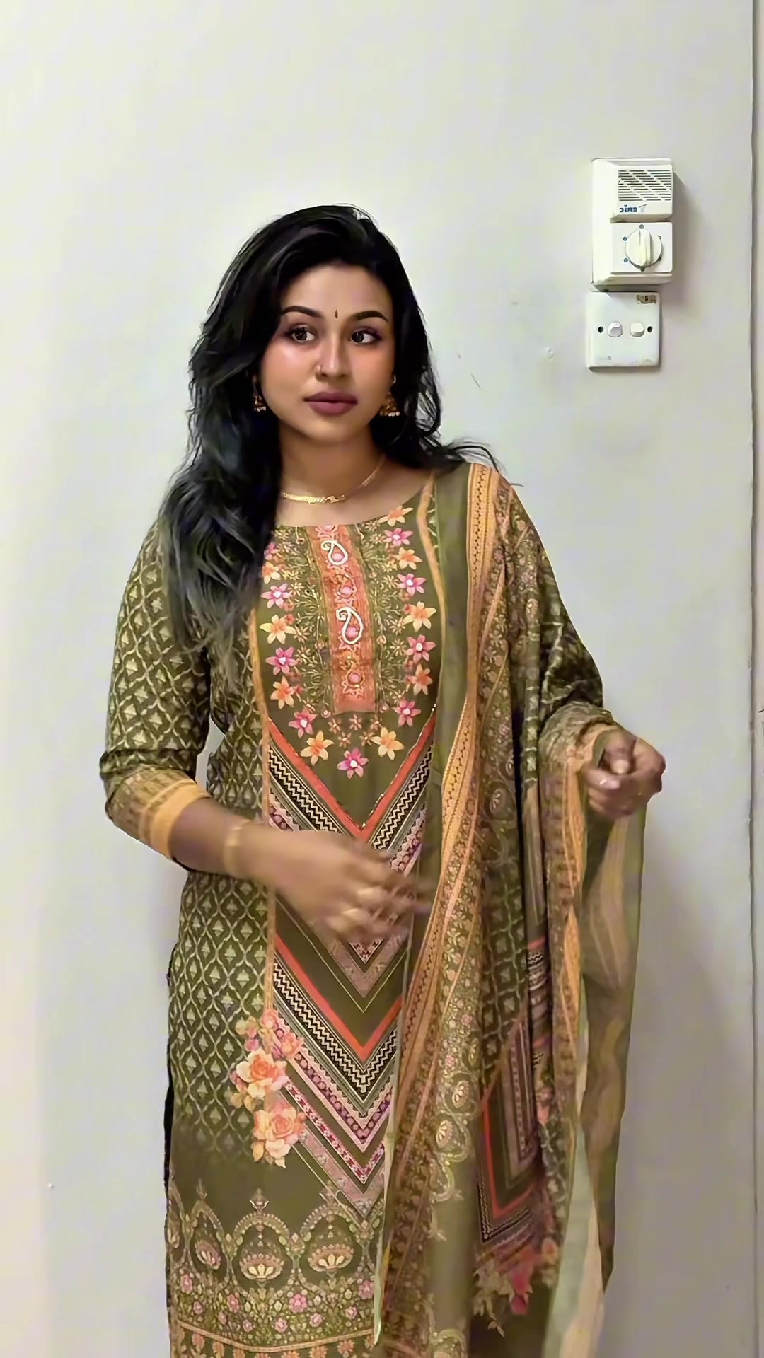 @Gajeyasathiya