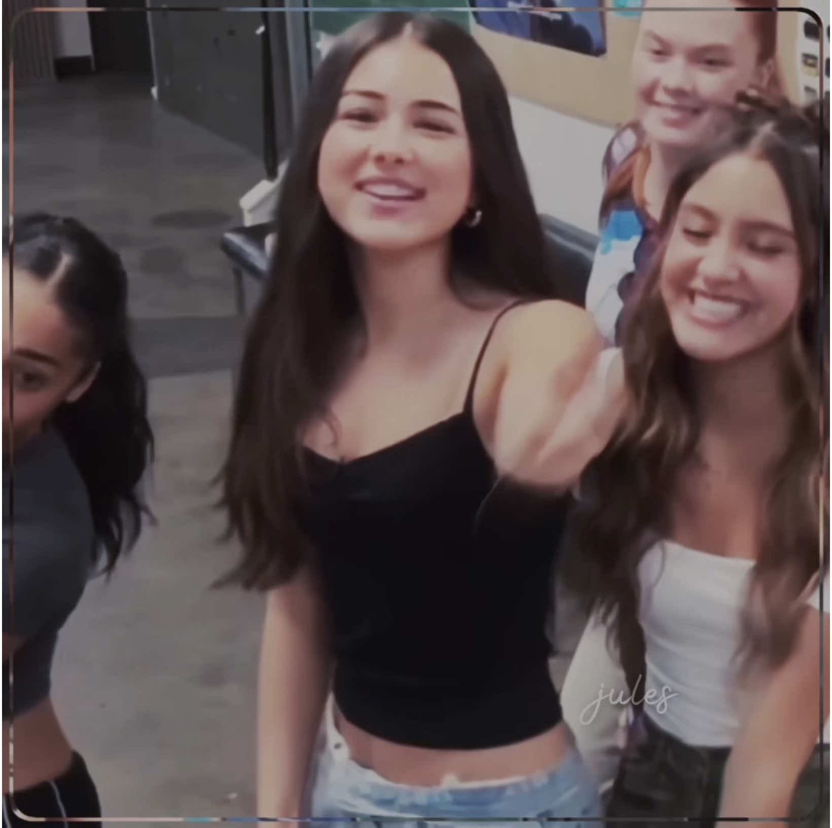 @jules 𝜗𝜚