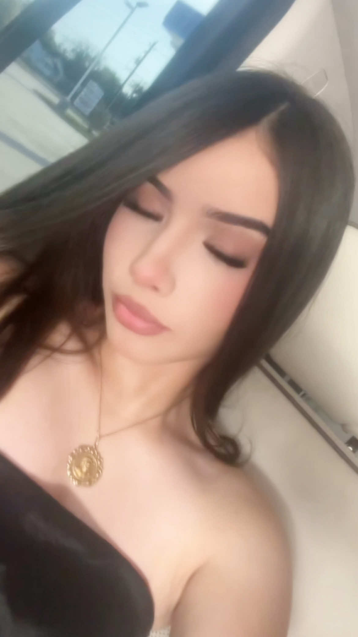 @𝜗𝜚