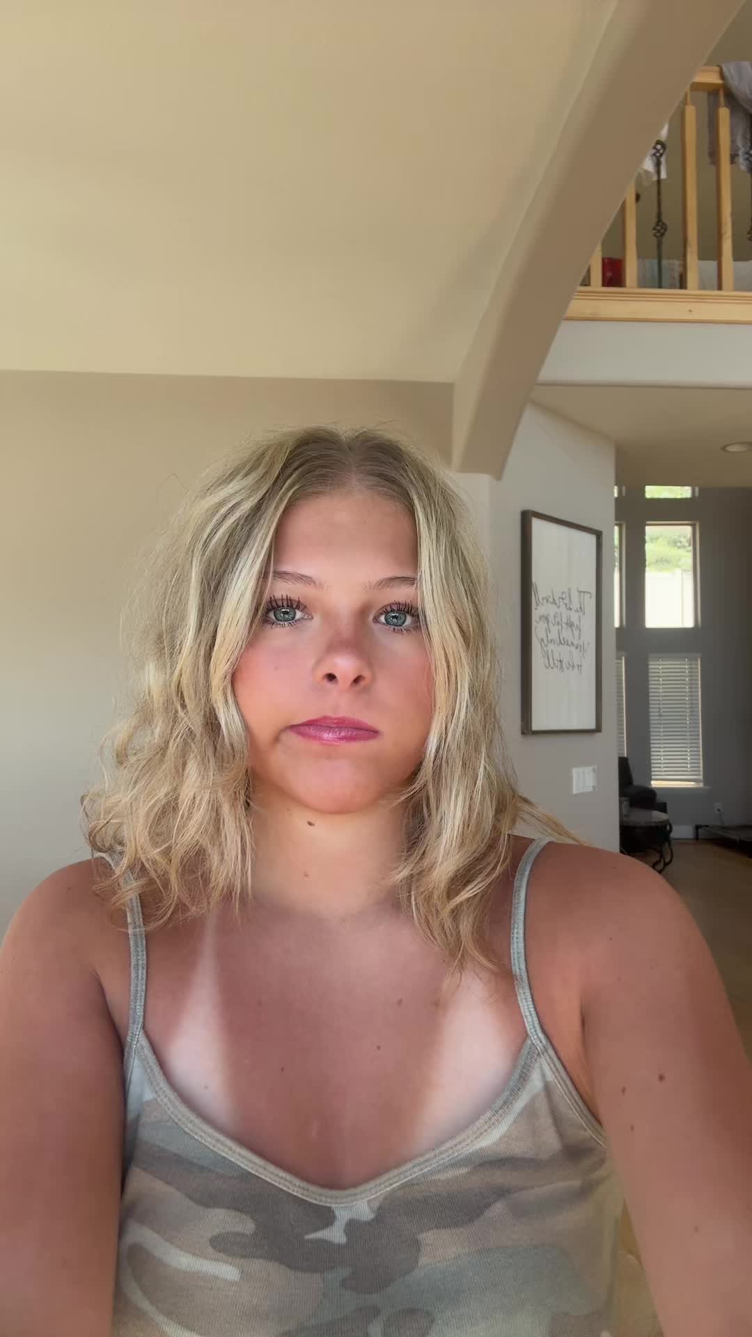 @sparkleunicornfartz