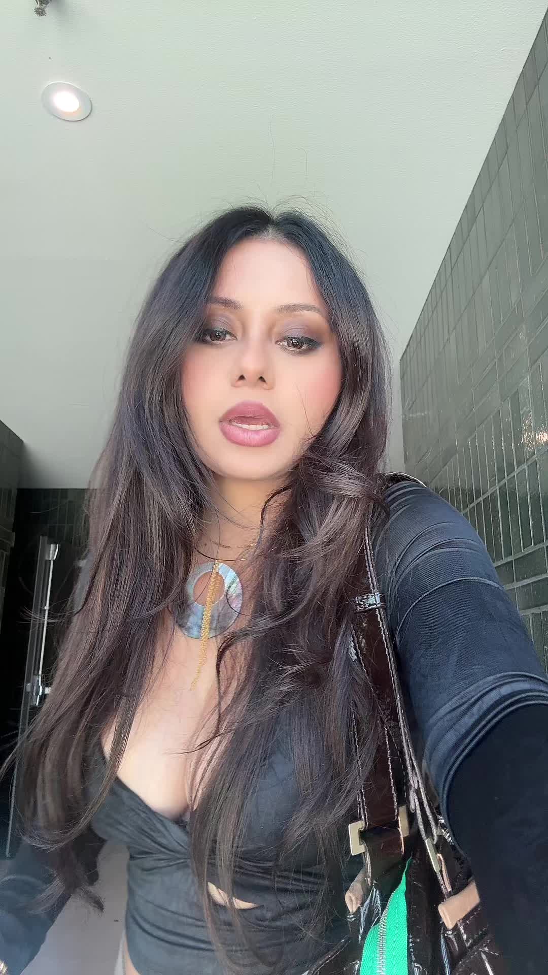 @ohmymina