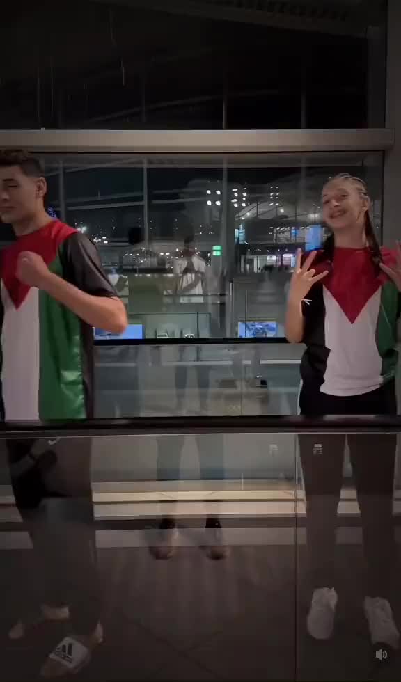 @Lilian🤎.