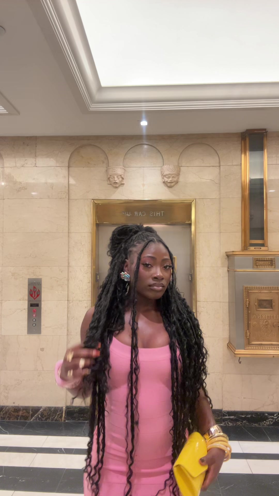 @Ayotee