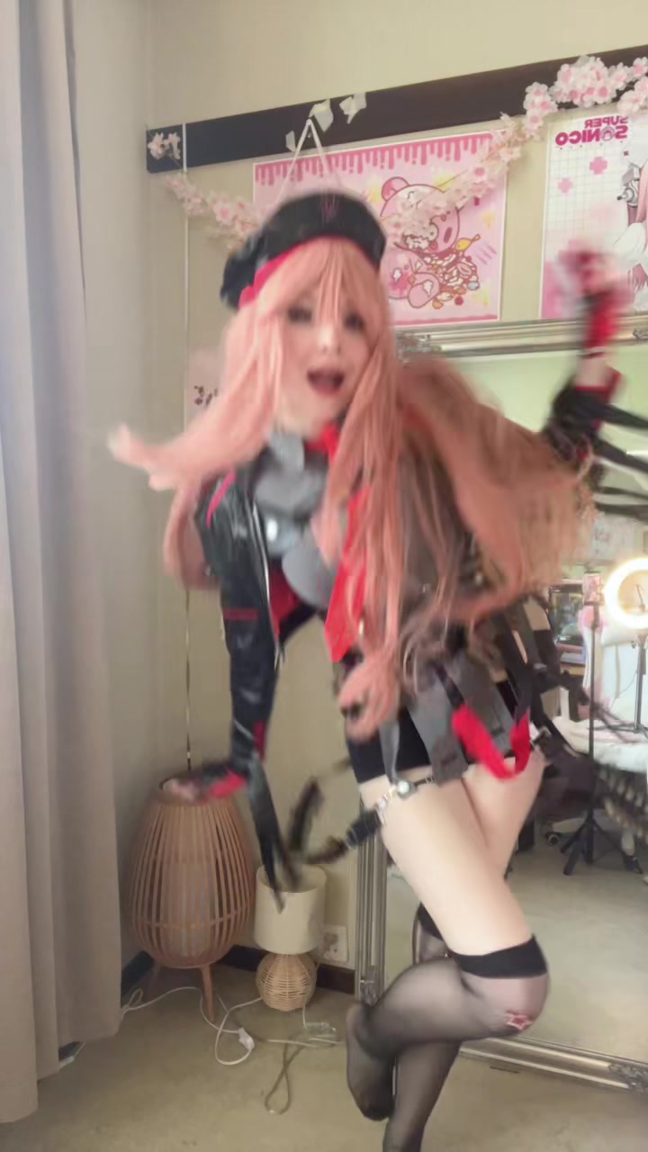 @Iris🌸 Twitch: Sakuraxiiiii