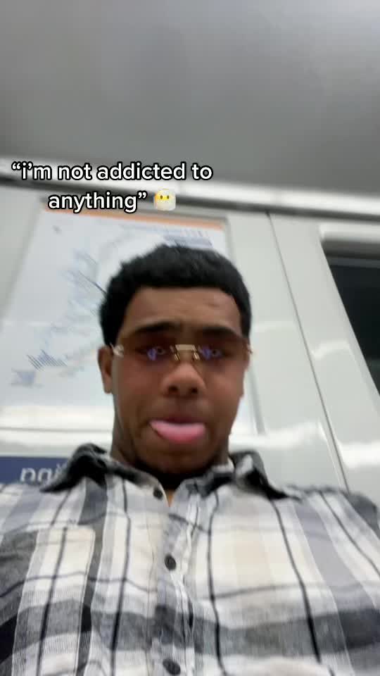 @lowkeyhinks