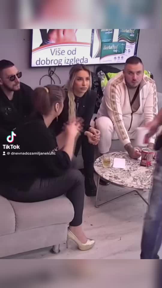 @estradadaily