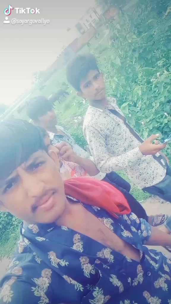 @sayar,,,,govadiyo302