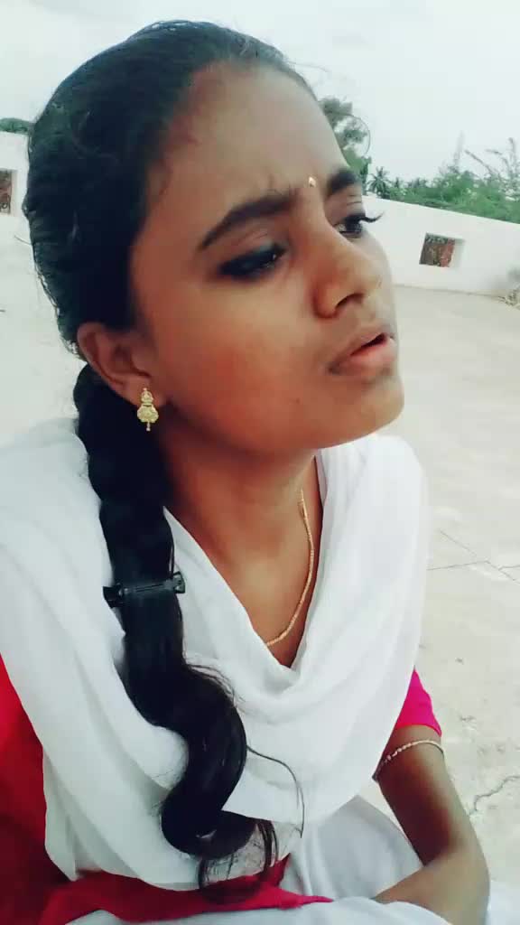 @menaka qt