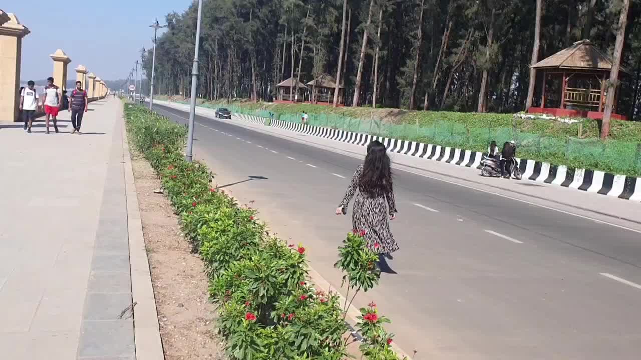 @Suraiya Vloger