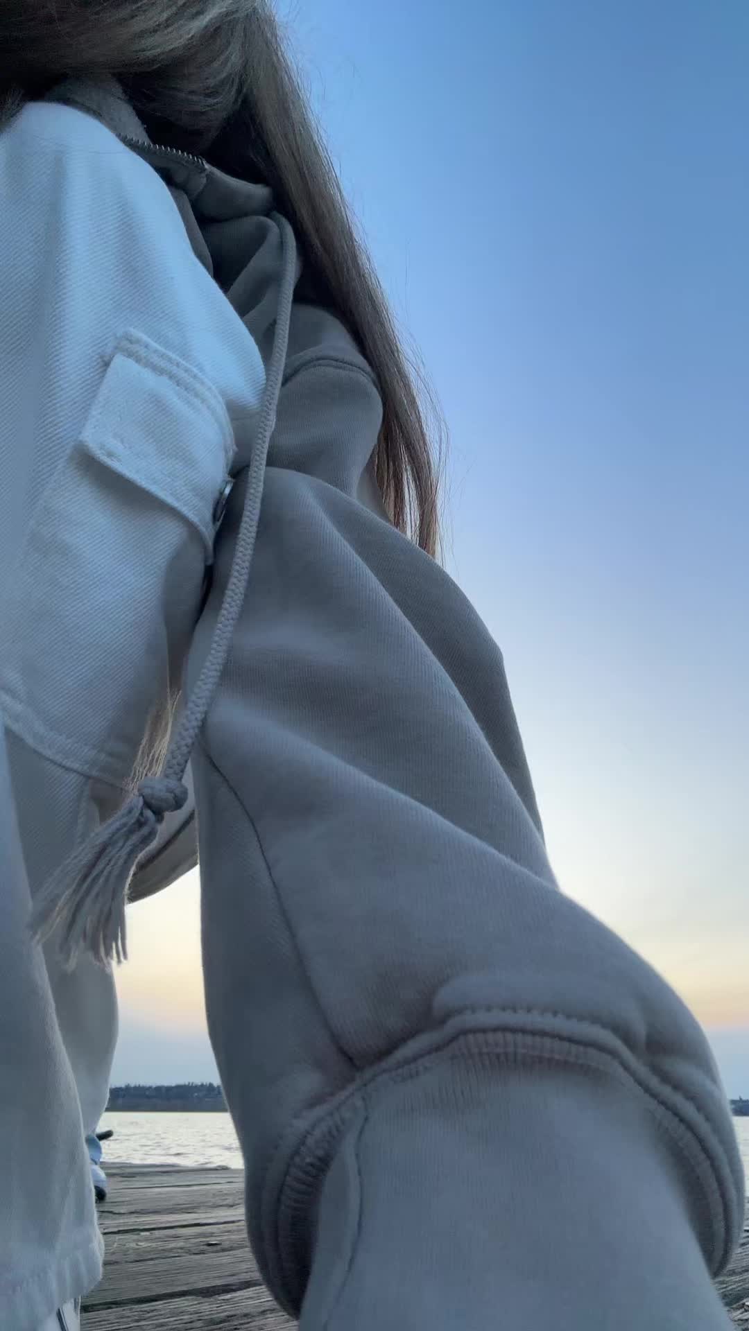 @Ari