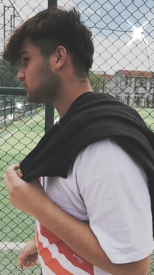 @Emirhan Sarıg&uuml;l