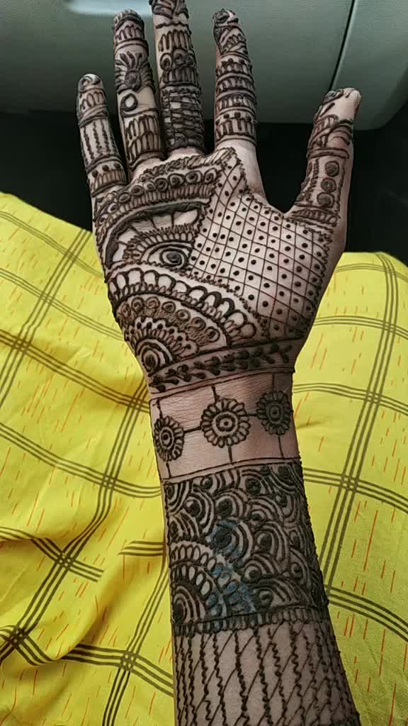 @khushi gowda