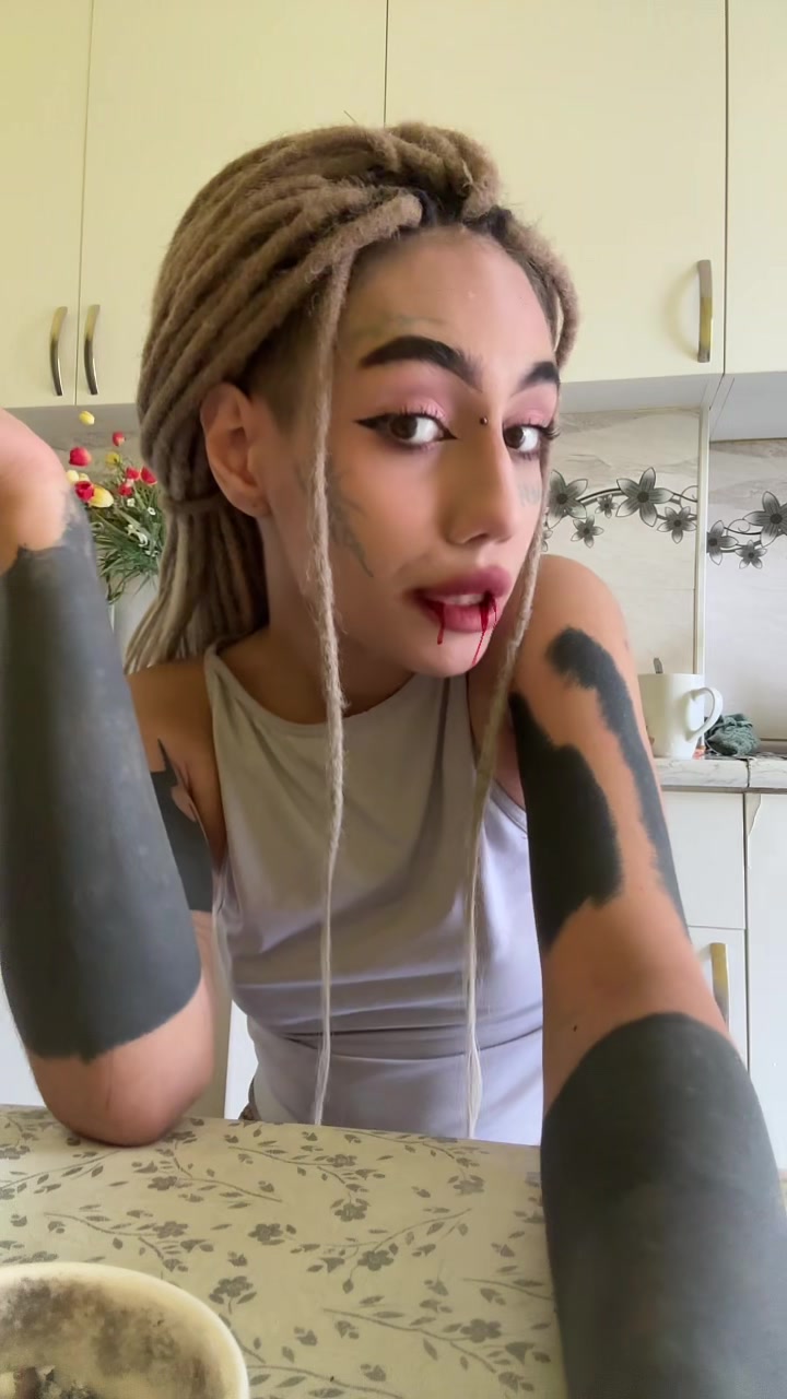 @sukableadnahui