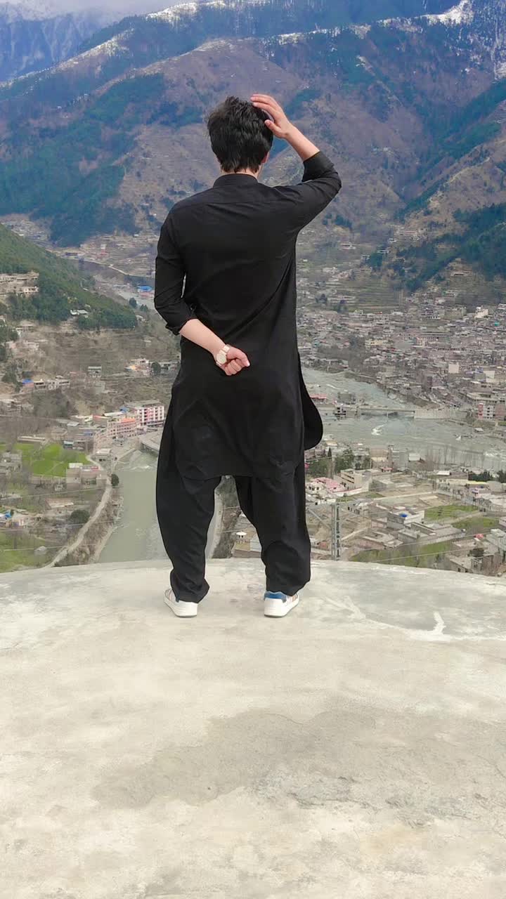 @Tariq Ahmad