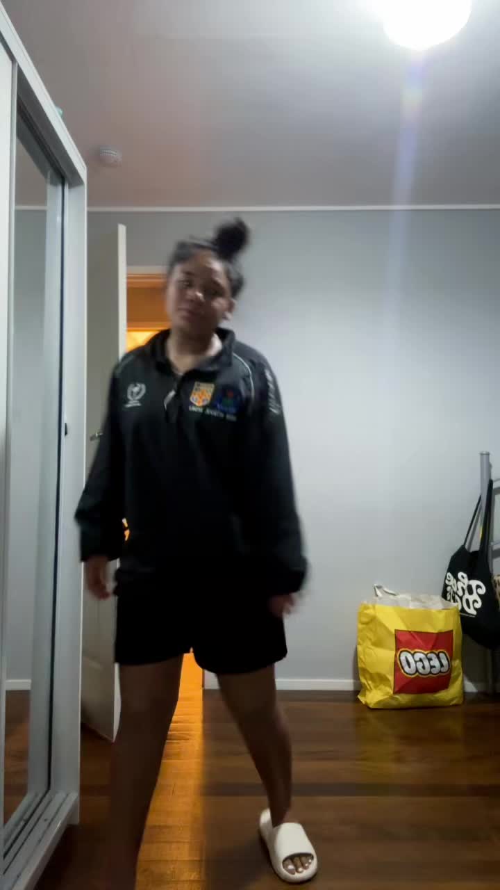 @lowkeyhinks