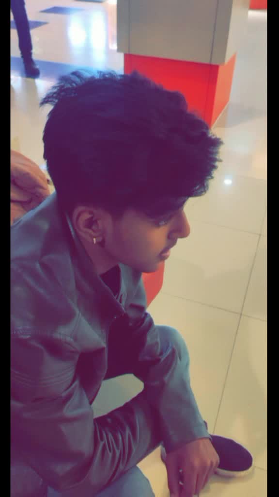 @_ojashvi_soni_0