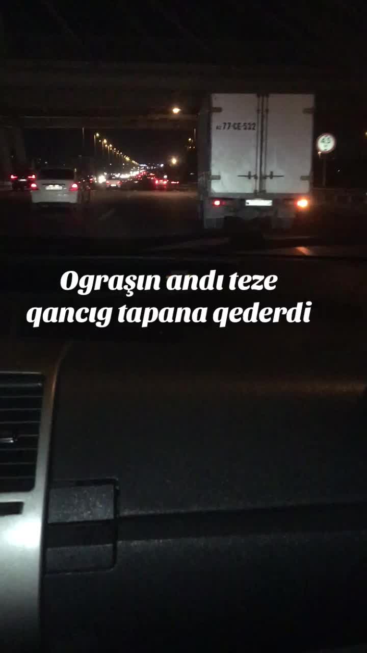 @İ🕷🕸ZADE🖤