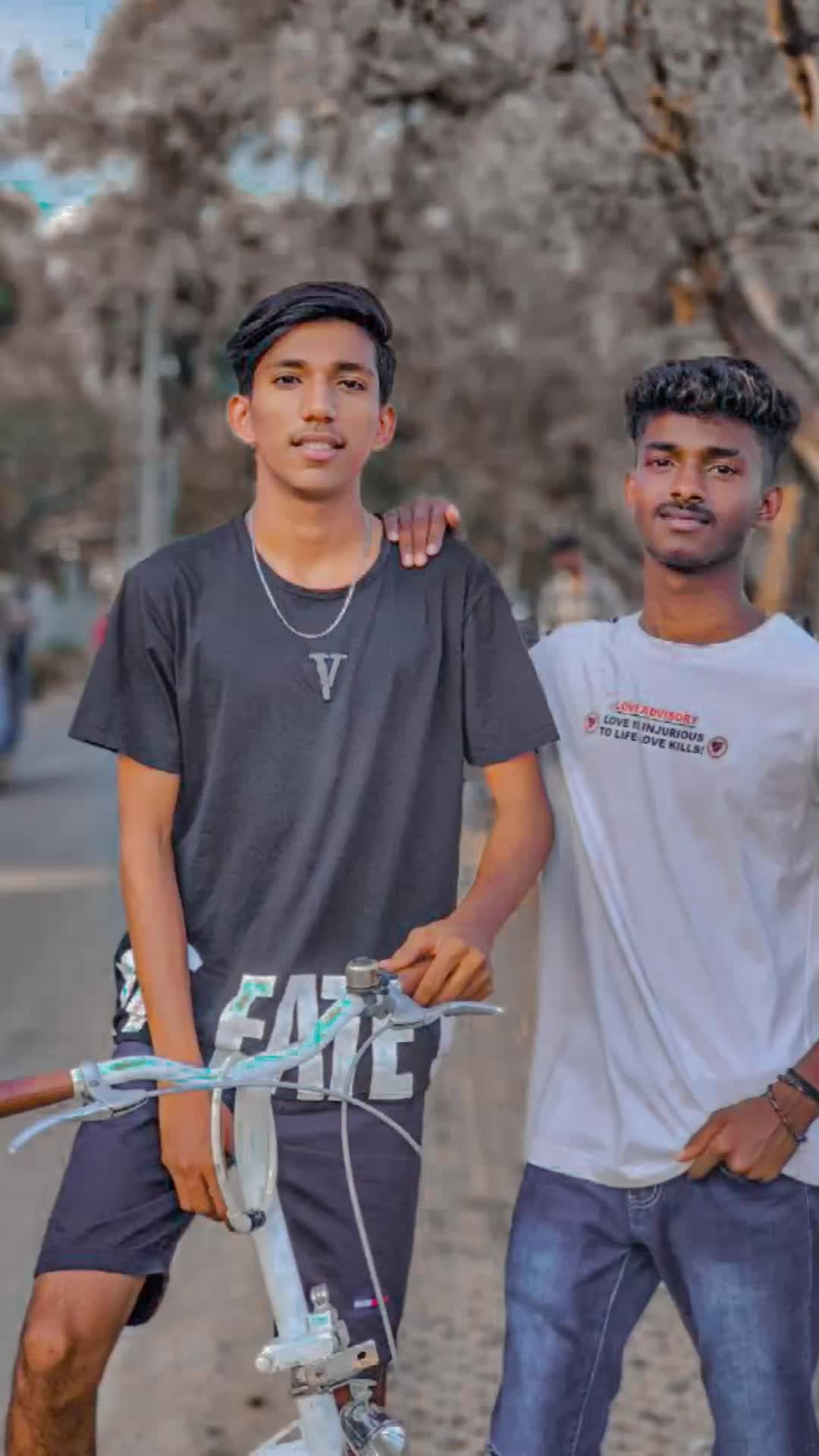 @𝐌𝐫. _ 𝐀𝐤𝐢𝐥 𝐉𝐫