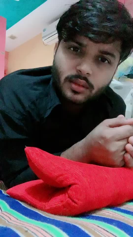@Uddeshya Rai👑