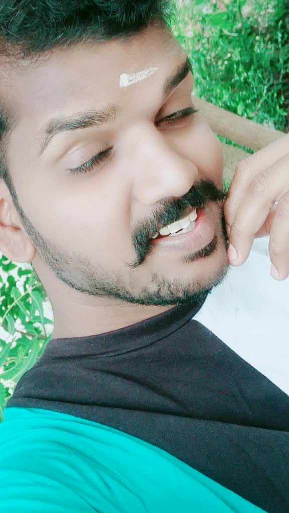 @vivekeswar