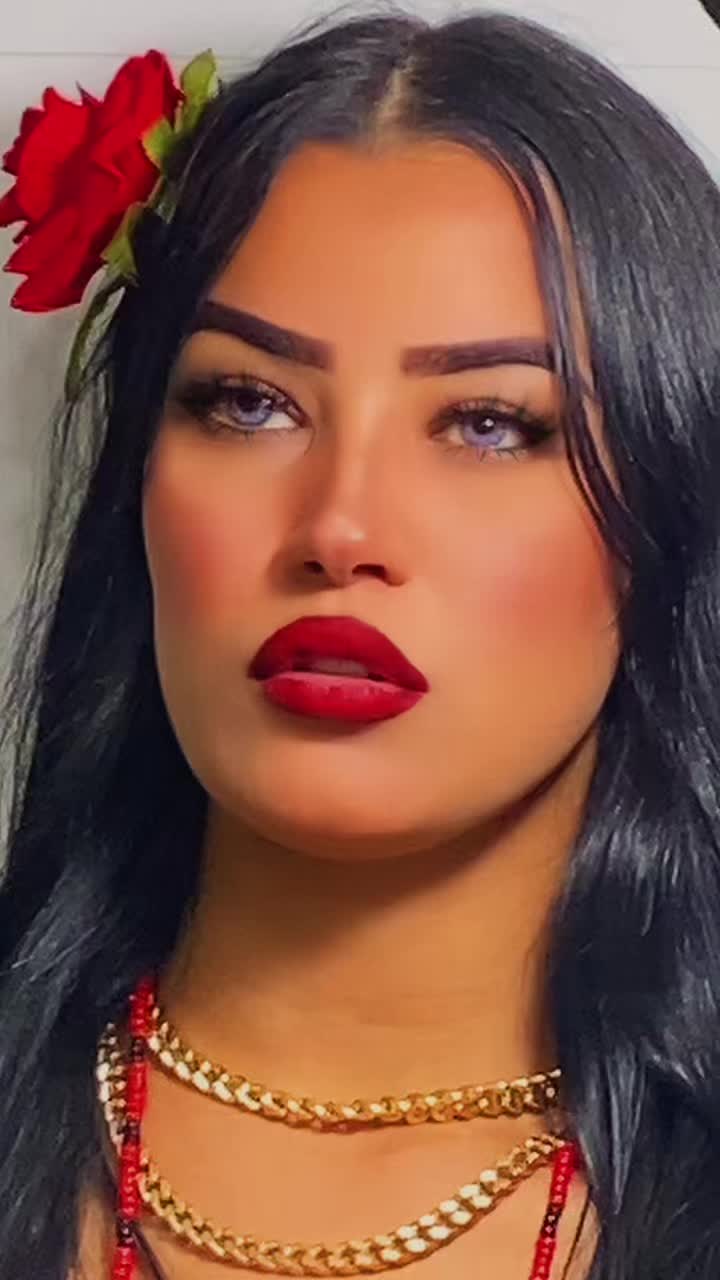 @tatypiresof