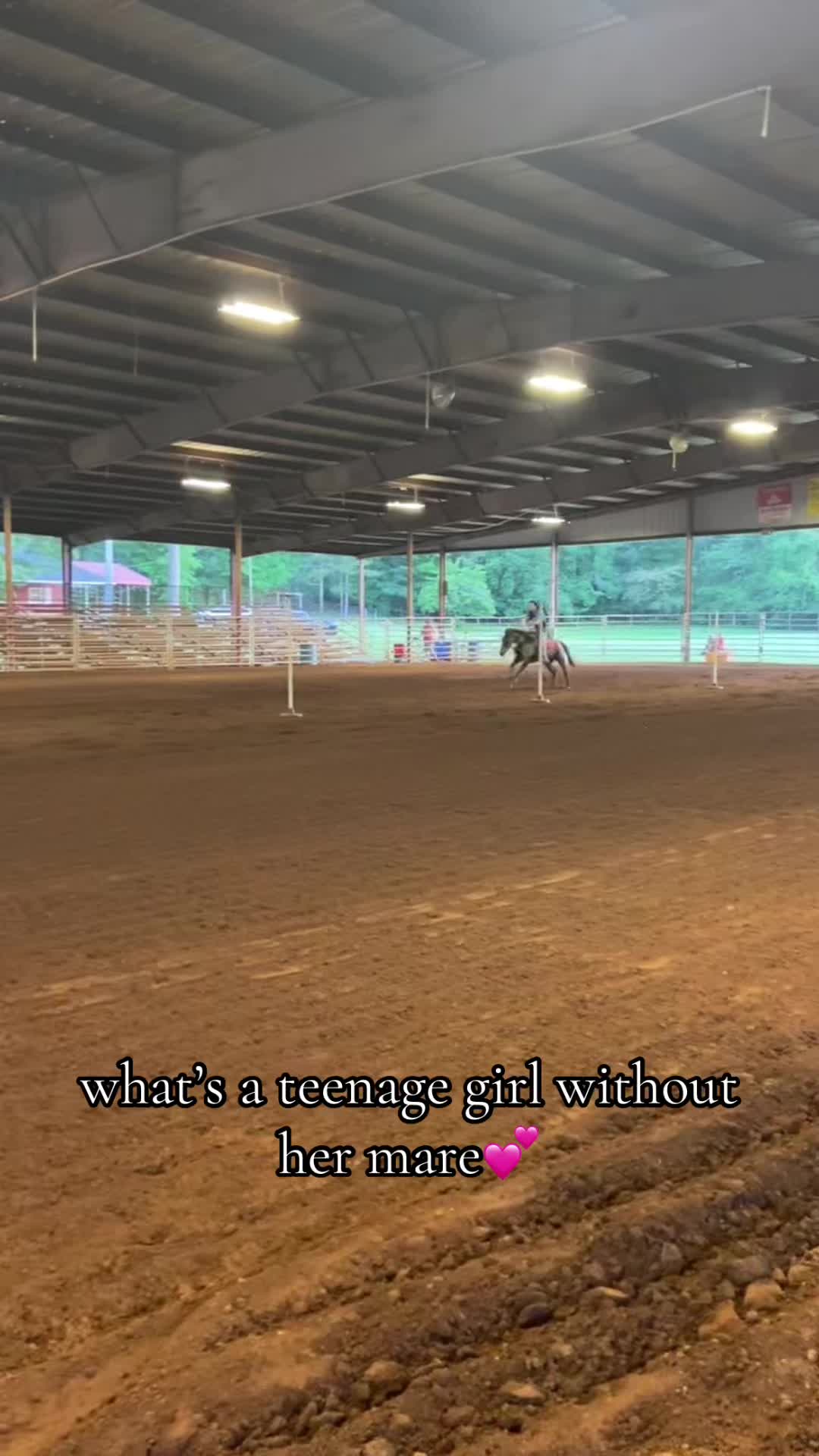 @🦄