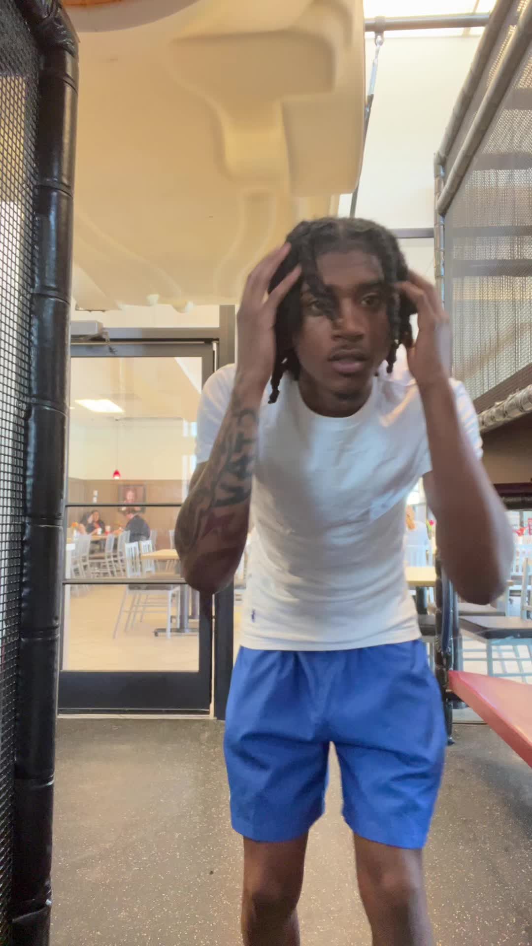 @Tboyyfrmmn