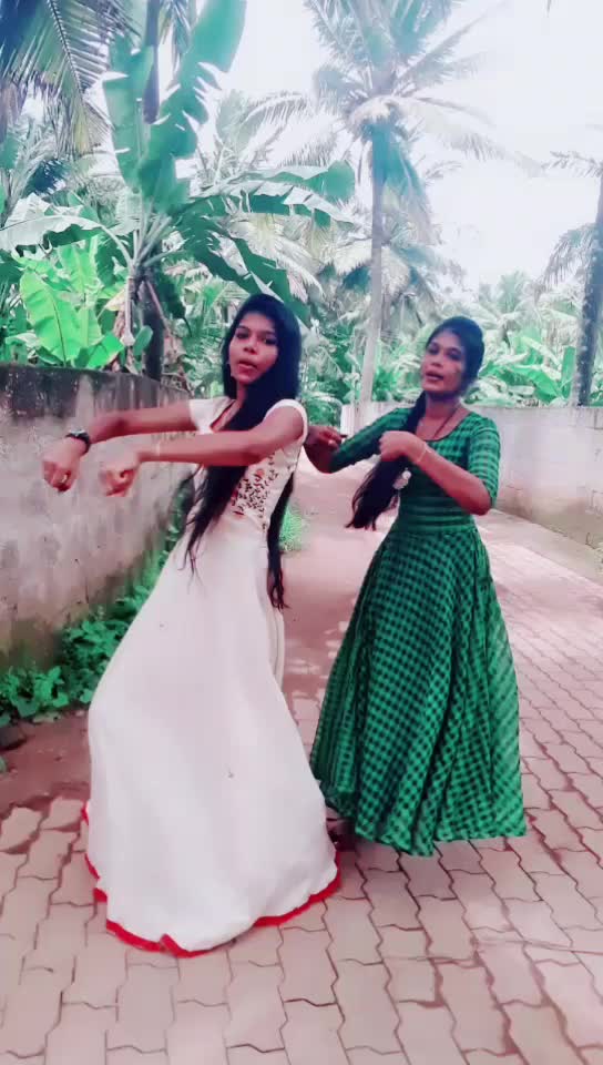 @Anjuz__Ranjuz