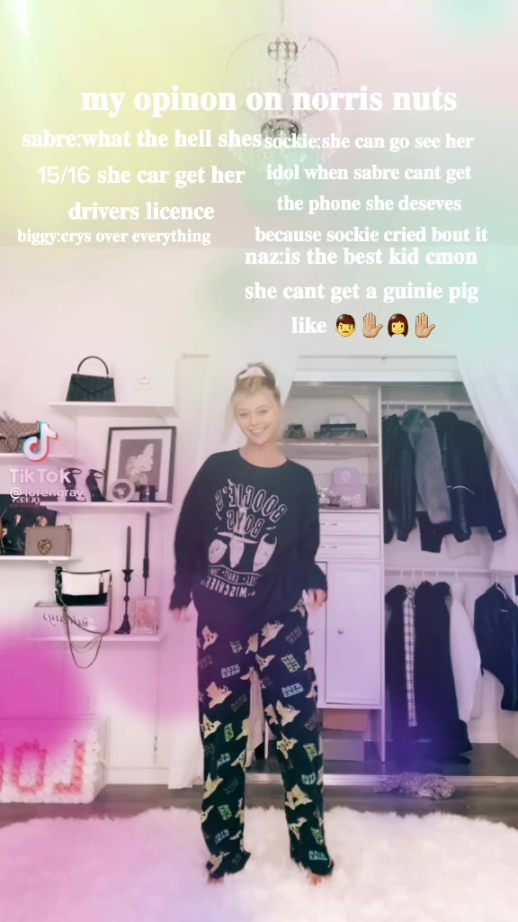 @loren hasnt noticed