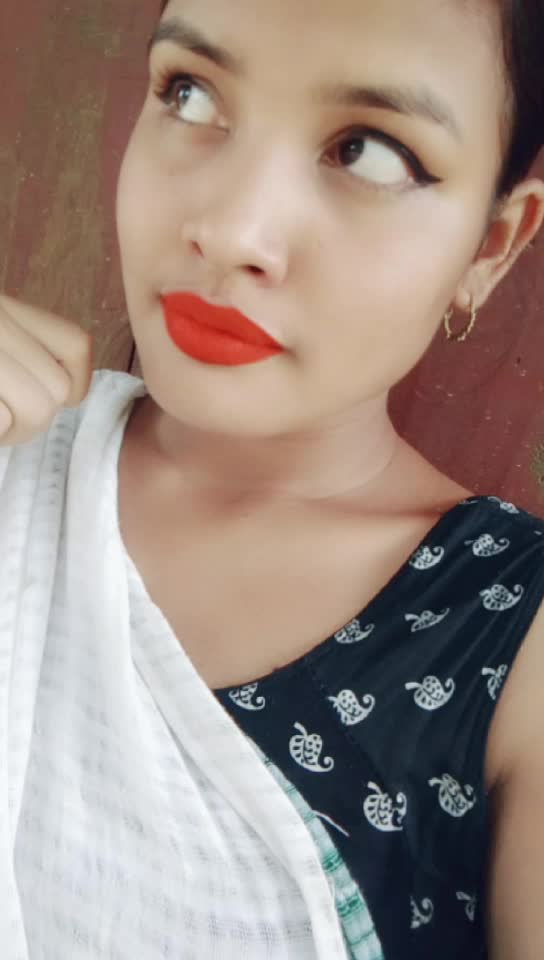 @Dhunu 💅💋🍫🍫👠🌹💄