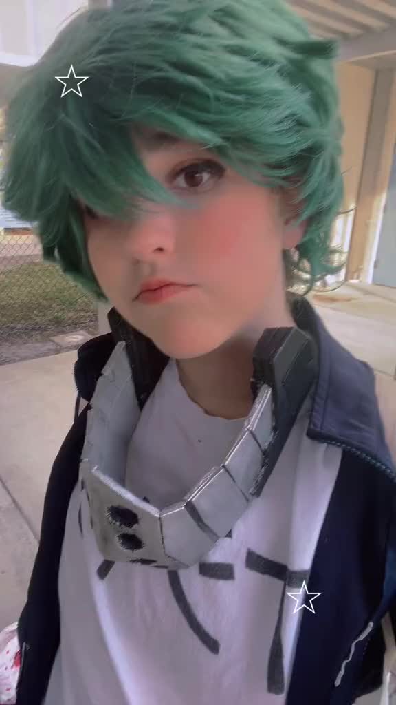 @AndeCosplays