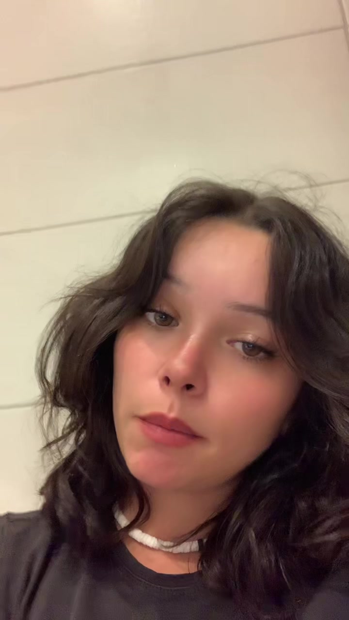 @Zey