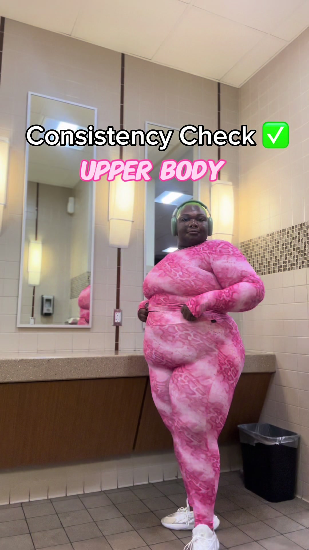 @LaLa | The Plus Size Gym Bae