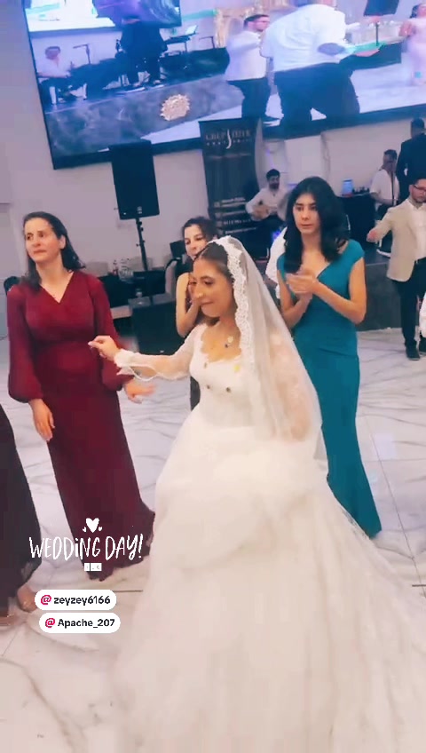 @Gül Scheller61