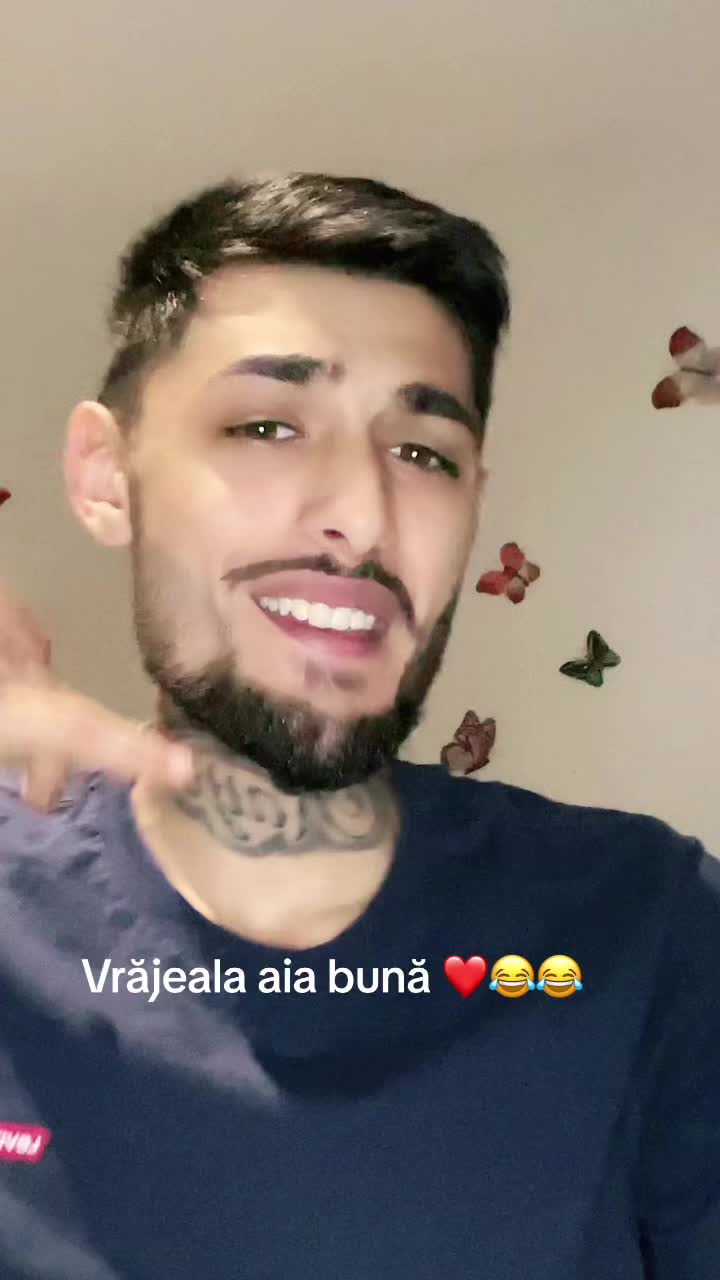 @Roby._.a15