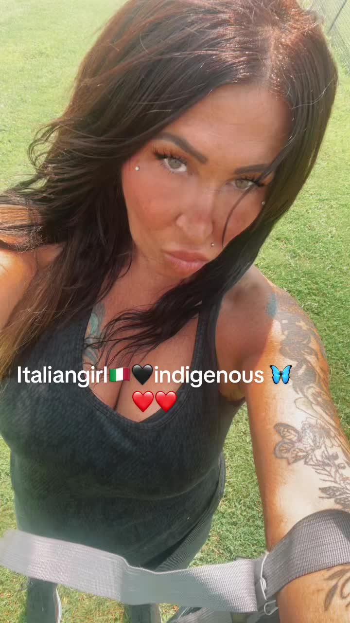 @Italiangirl🇮🇹native🇨🇦🇨🇦
